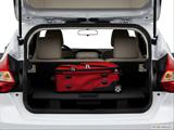 Trunk props photo
